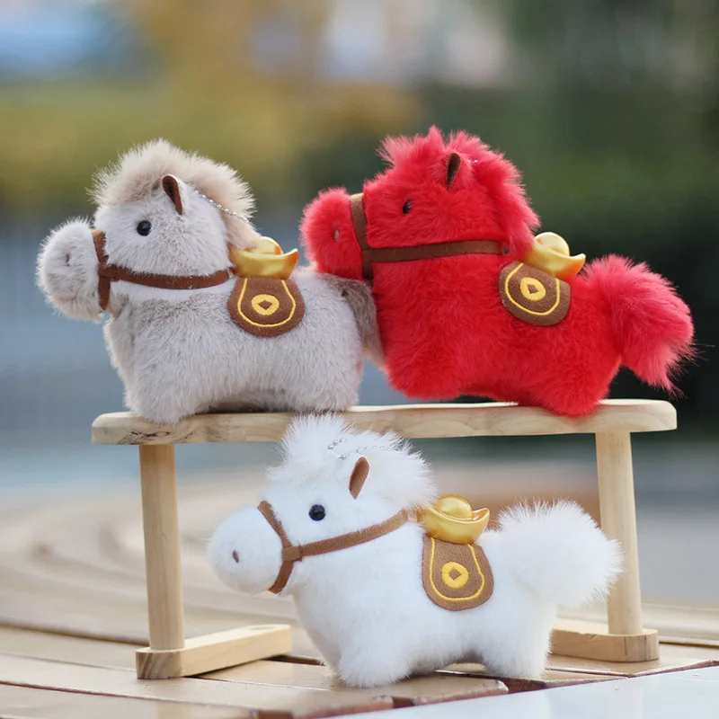 Adorable llavero de muñeco de peluche de caballo, colgante dorado Yuanbao, mascota del zodiaco chino para el año del caballo, regalo de fiesta, decoración del hogar y el coche