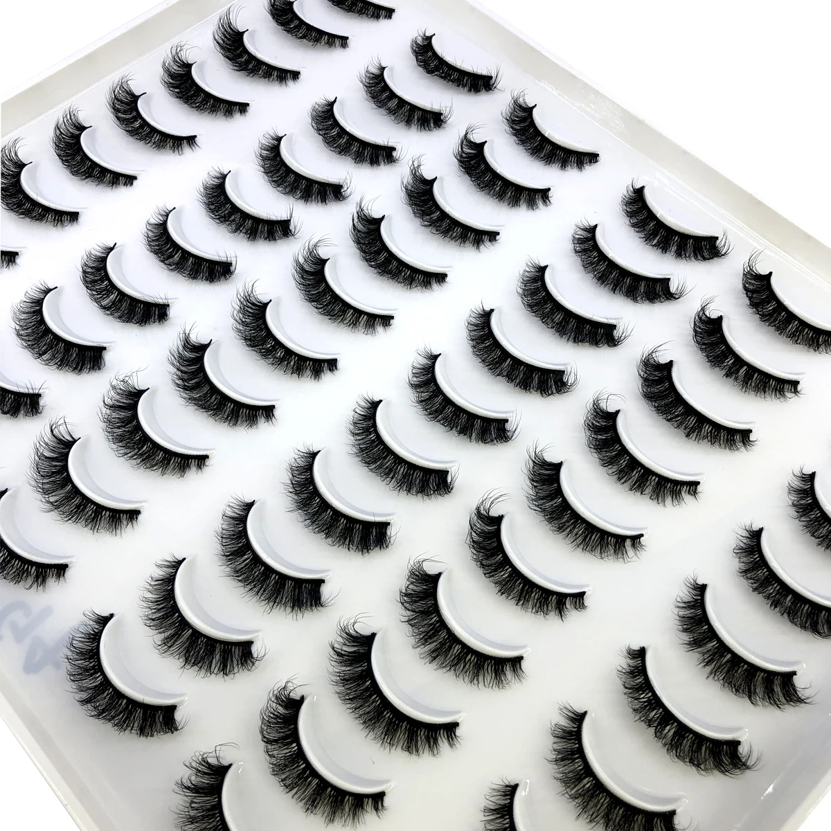 30 Paar Flauschige Lange 3D Nerz-Wimpernverlängerungen Weiche Nerz-Wimpern für Schönheit – Detail 9