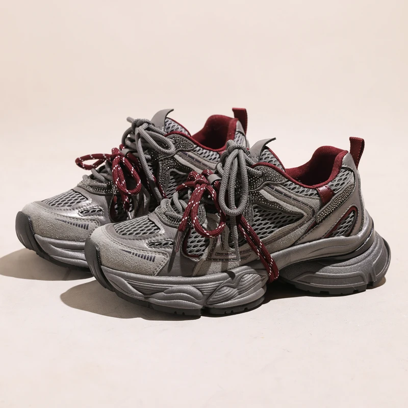 

Mesh Single Shoe with Lace up Soft Sole Fashionable Versatile Casual Sports Shoes for Comfortable Wear