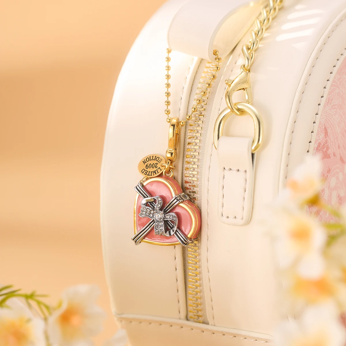 Fashion Romantic Zircon Bow Pink Openable Heart Pendant Necklace for Women Keychain Pendant Sweet Party Jewelry Halloween Gifts