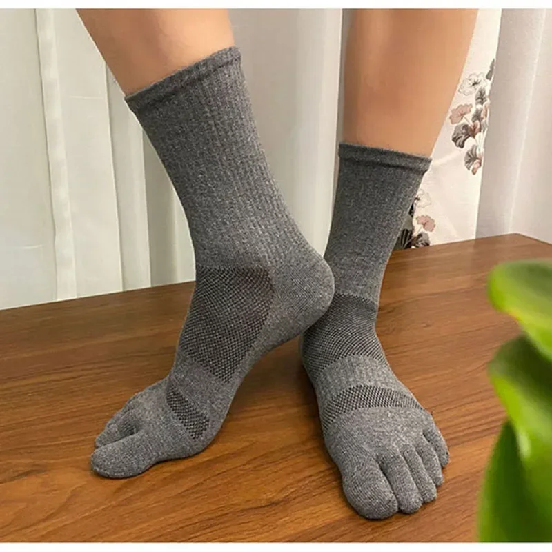 New Long Mens Toe Compression Socks Solid Color Thick Cotton Man Mesh Breathable Sweat Absorbing Sport 5  Finger Socks