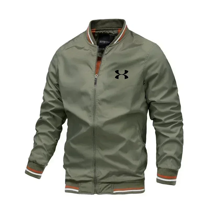 The men's waterproof jacket for autumn and winter is a breathable, oversized cap, lightweight jacket and outdoor jacket
