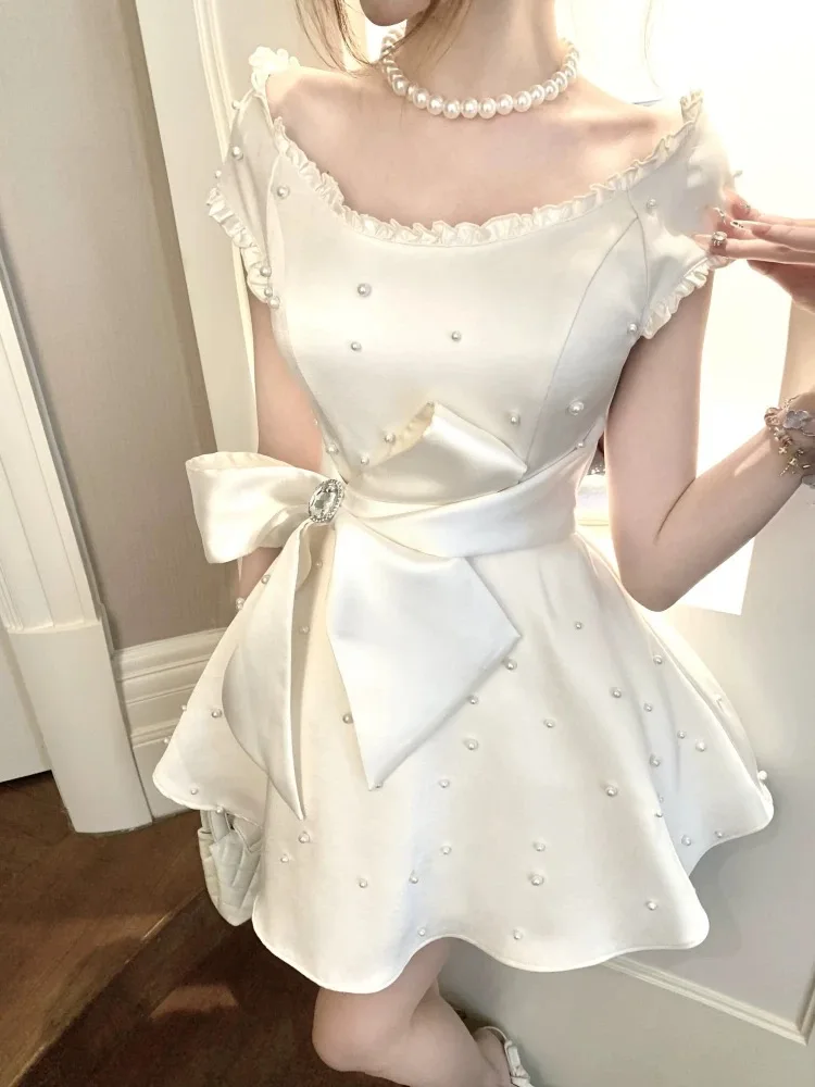 豪華なパールプリンセスドレス夏の誕生日ティーブレイクバレエスタイル甘い白いドレスハイウエスト半袖ラウンドネック