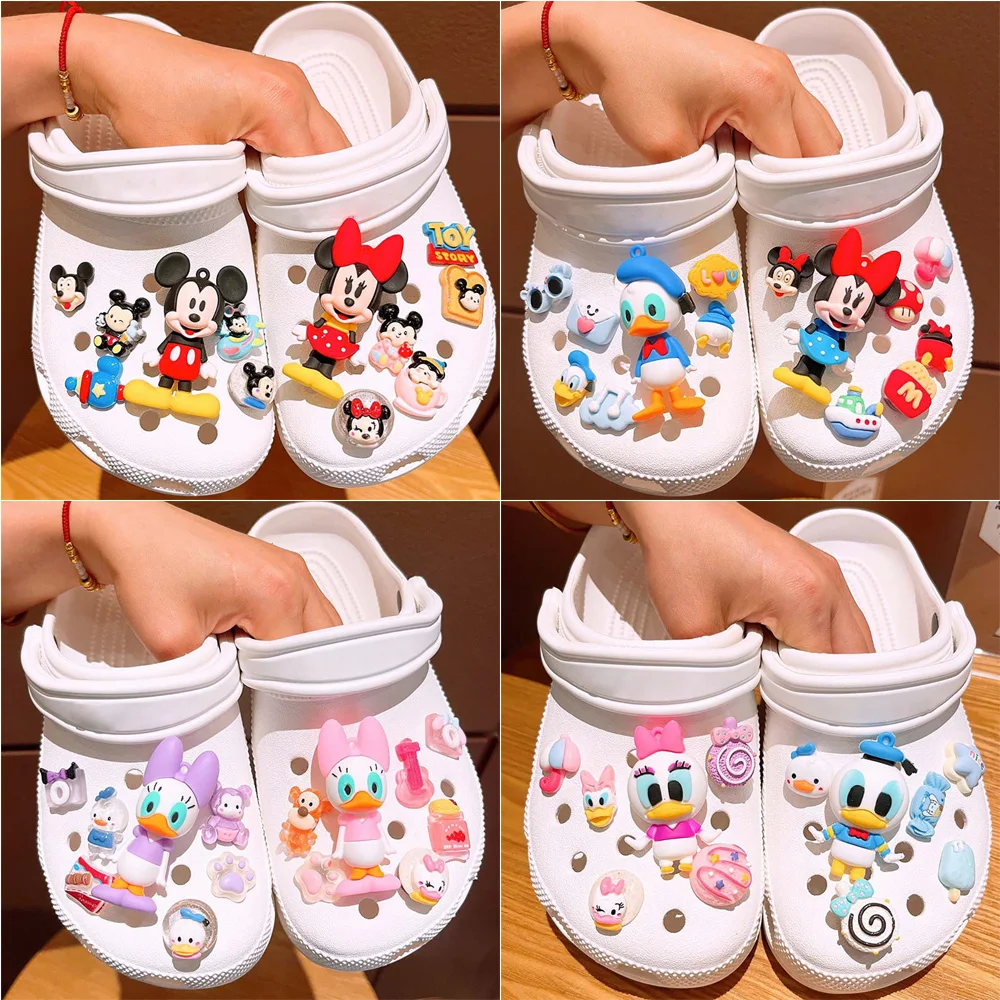 

MINISO Disney Mickey Mouse Donald Duck Shoe Charms PVC Clogs Accessories DIY Shoe Decoration Kids Party Friends Gifts