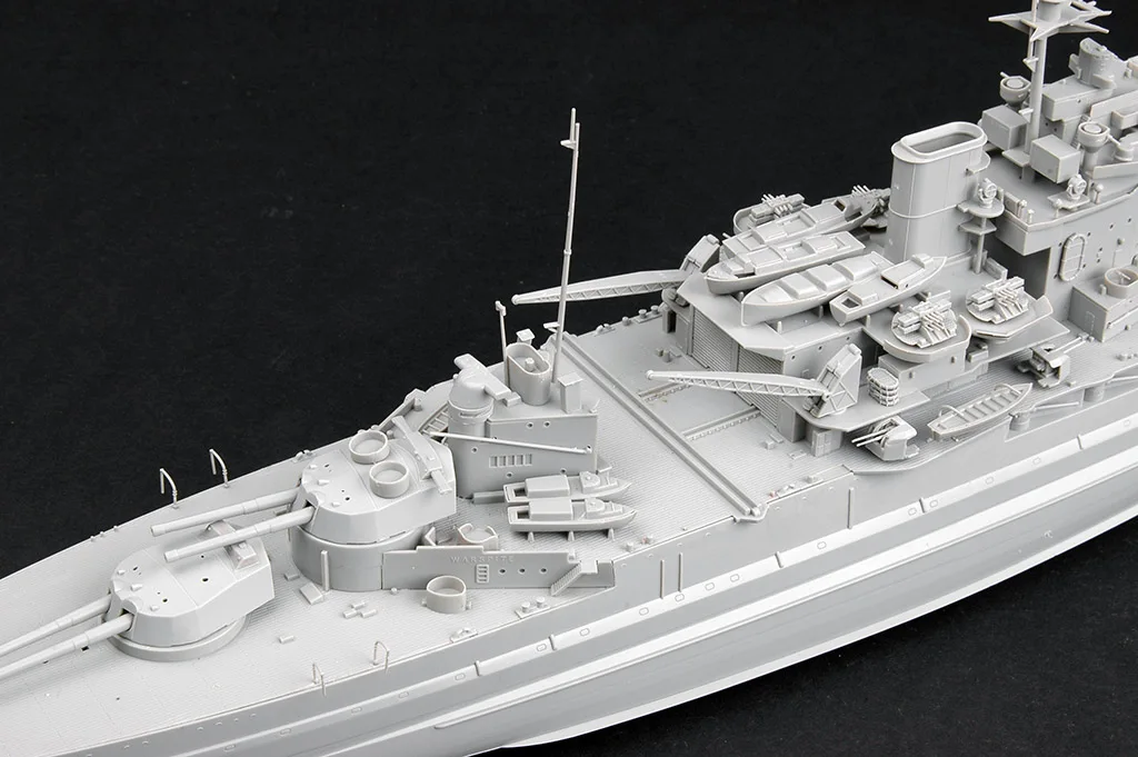 Trumpeter 05325 1/350 Scale HMS Battleship Warspite 1942 Military Ship Assembly Plastic Toy Craft Hobby Model Building Kit