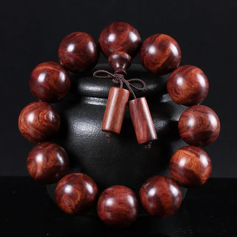 

Vietnamese Willow Core Material Resembles Hainan Yellow Pear Annam Rosewood Small Hole Boutique Ghost Face Currency Buddha Wood
