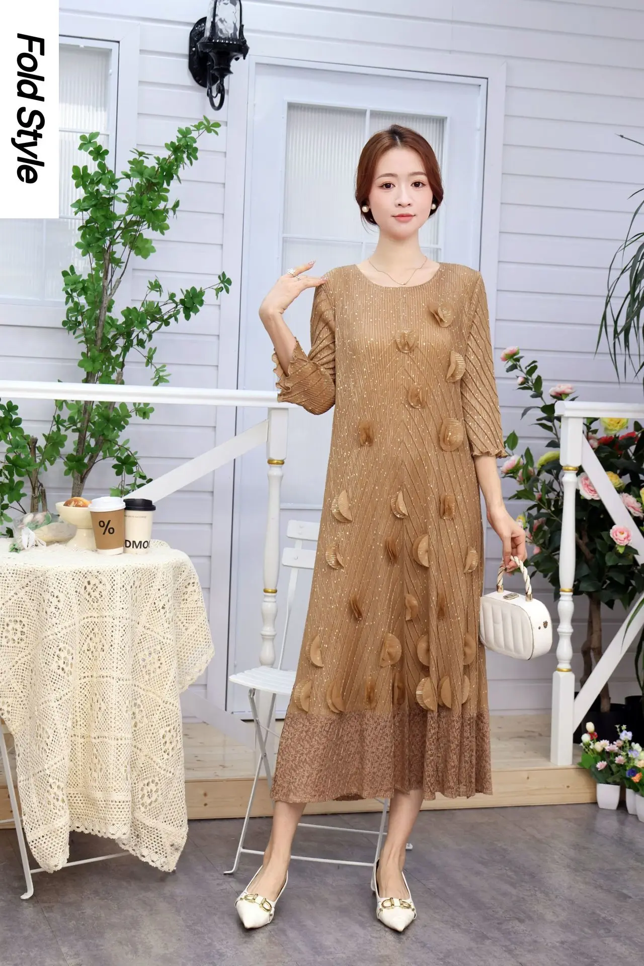 Miyake – robe plissée à fleurs pour femmes, tenue décontractée, ample, tempérament, moyenne et longue, automne 2025