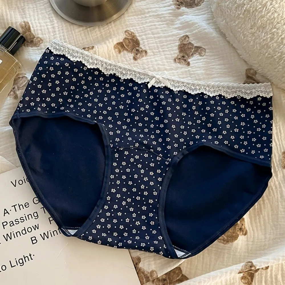 Fresh style Soft Cotton Panties Elastic Comfortable Fashion Briefs Breathable Low Waist Panties Daily Wear