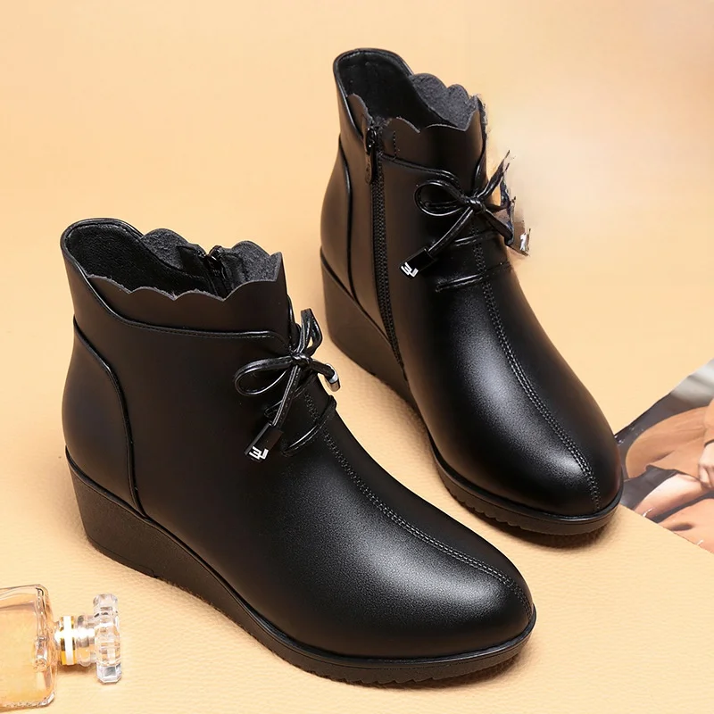 

Mom's oes Soft Bot Flat Heel ort Boots Cotton Fce Lined Women's Winter Casual Faion Commute Sle Rubber Sole
