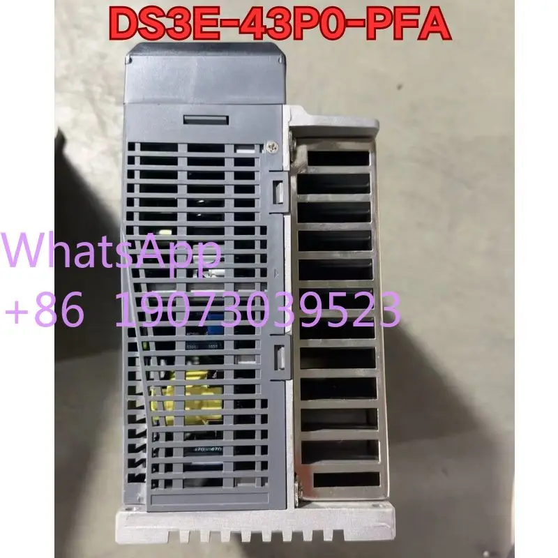 Używany serwonapęd DS3E-43P0-PFA w dobrym stanie technicznym