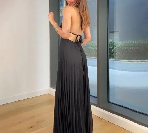 

French Elegant Women's Camisole Dress Sleeveless V-Neck Backless Pleated Skirt for Women Elegant Sexy A-Line Hanging Neck Dress