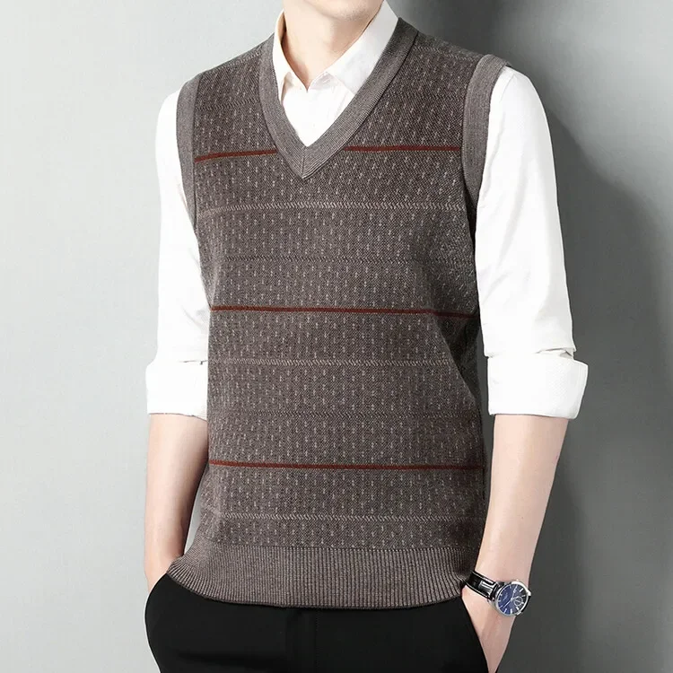 Warm Autumn, 2024 Fashionable Sweater Vest, Showcasing Men's Charm!