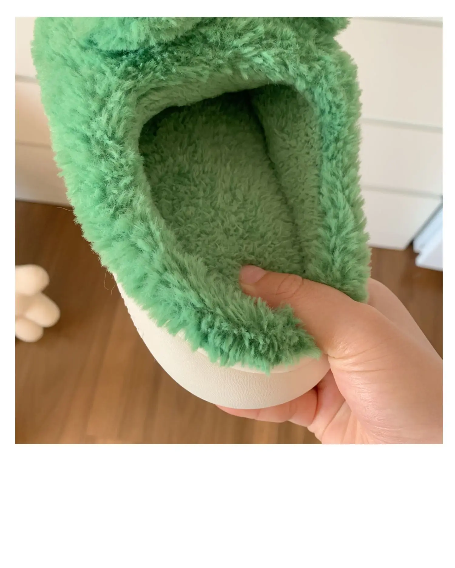 Cute Cartoon Frog Cotton Slippers 2022 Winter New Warm Plush Slippers Indoor Home Soft Soled Home for Men Women Household Shoes