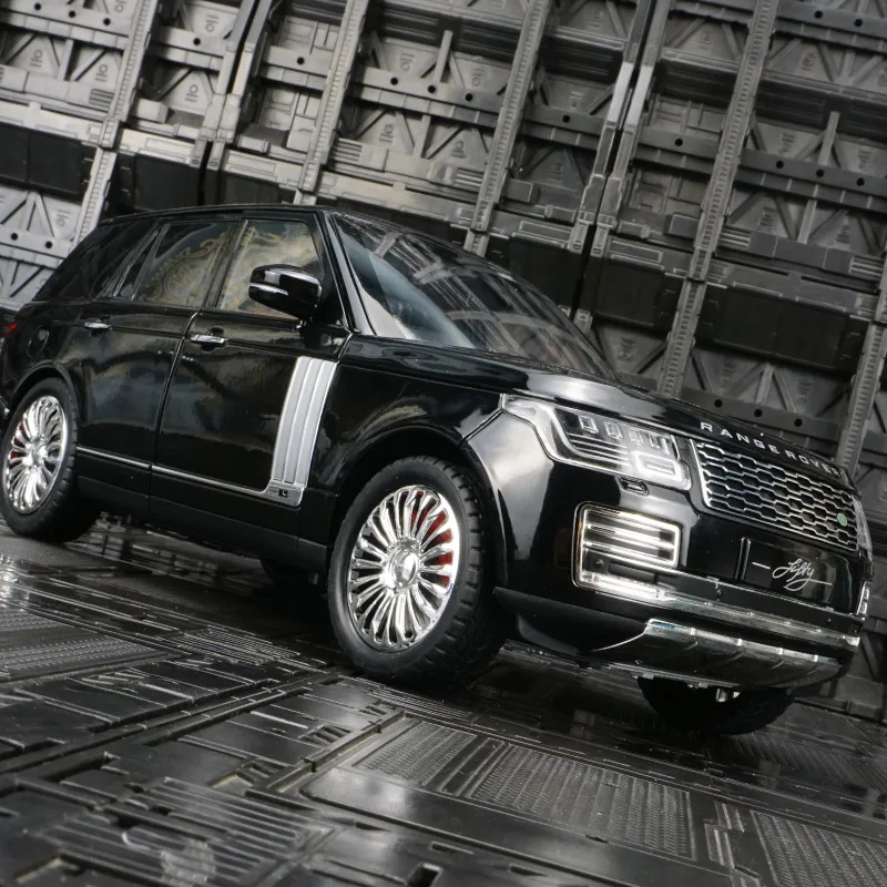 

1:18 Land Rover Range Rover SUV off-road vehicle alloy model doors can be opened has simulated sound and lighting functions