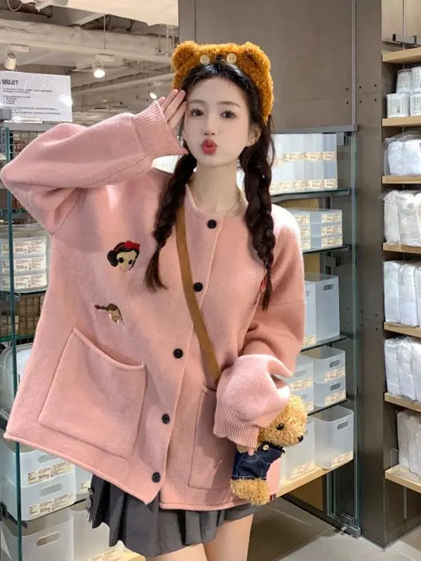 

Осень-зима, мягкий пухлый вышитый кукольный кардиган с мультяшной головой, свободный вязаный свитер, женская модная повседневная верхняя одежда