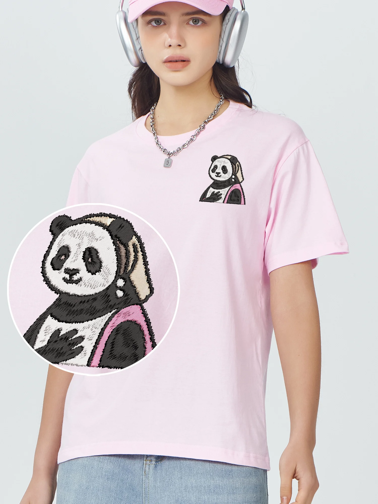 

Bear With Pearl Earrings Funny Embroidered Cotton T-Shirt Unisex Oversized Comfortable Summer Embroidery Clothes