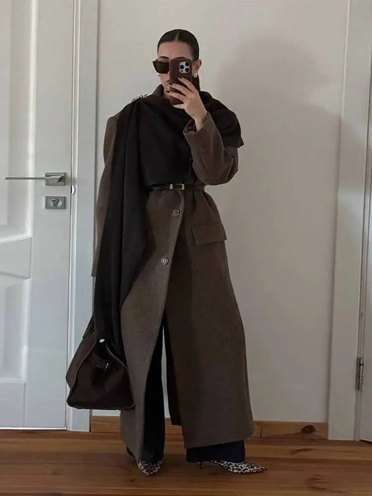 

Коричневое шерстяное женское пальто с подплечниками, модное однобортное пальто с лацканами и длинными рукавами, осень 2024, женская элегантная верхняя одежда для пригородных поездок