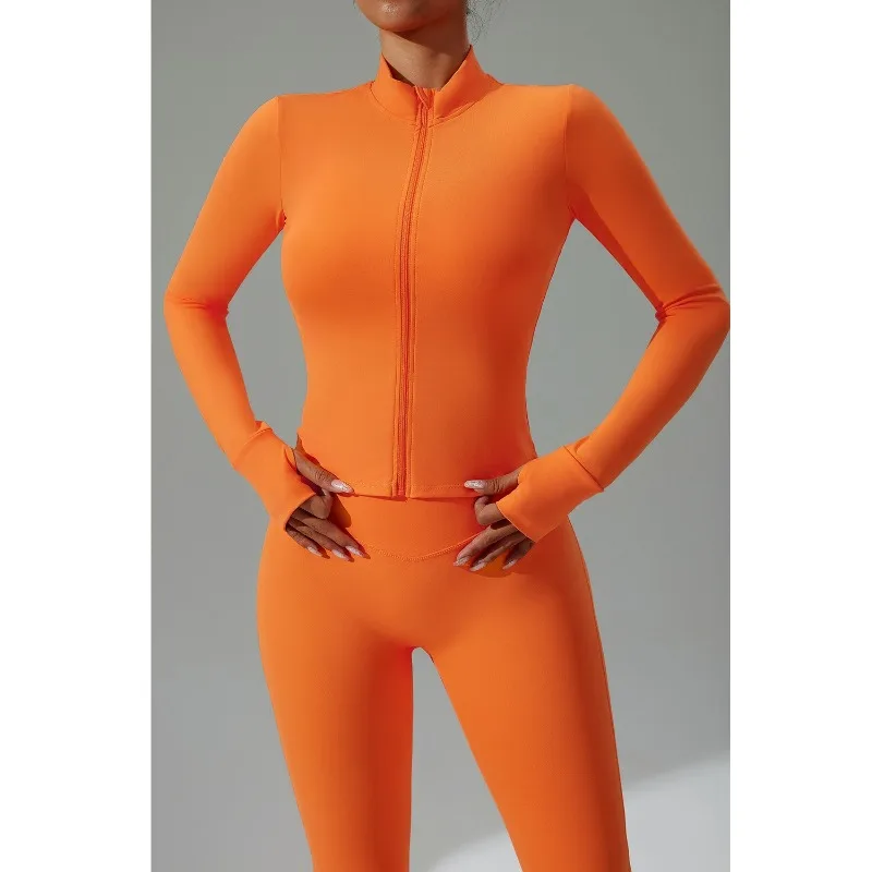 سترة نسائية ضيقة بأكمام طويلة لليوجا للجري واللياقة البدنية ذات ملمس سحابي وجيد التهوية، سترة رياضية مثالية للنشاط