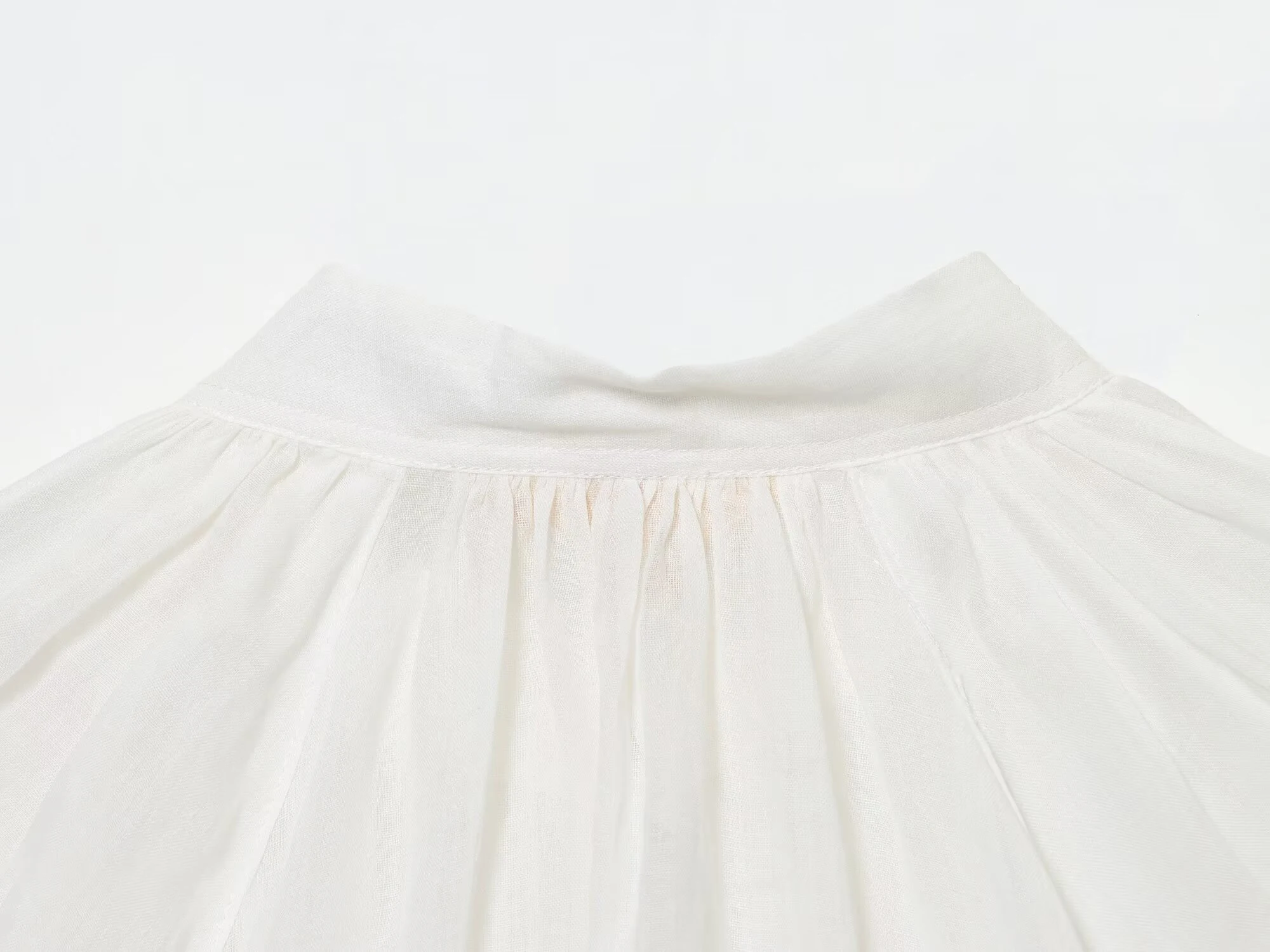 Winter new women's French style solid color linen French stand collar striped lantern long sleeved shirt top