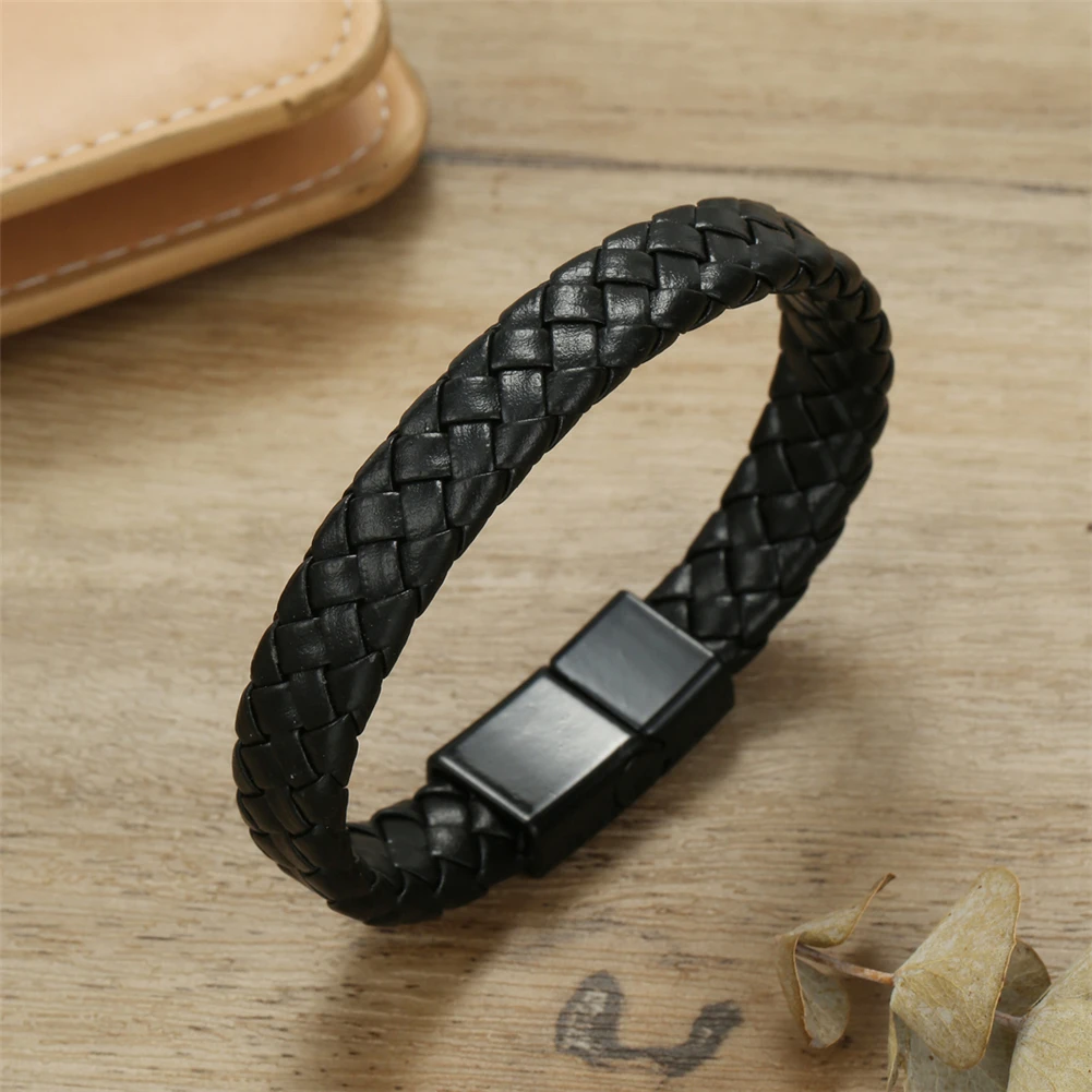 

2024 Fashion Vintage Bracelets Leather Stainless Steel Bracelet Hand Chain for Father Birthday Gift