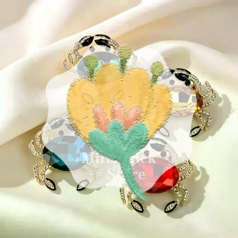 Handmade Vintage Crab Brooch Unique Personality Design Unisex Jewelry Accessory for Casual Wear Party Gift