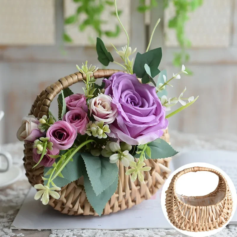 

Wicker Basket with Handle Flower Girl Basket for Wedding Decoratons Wicker Bags for Bridesmaid Flowers Rattan Handbag for Women