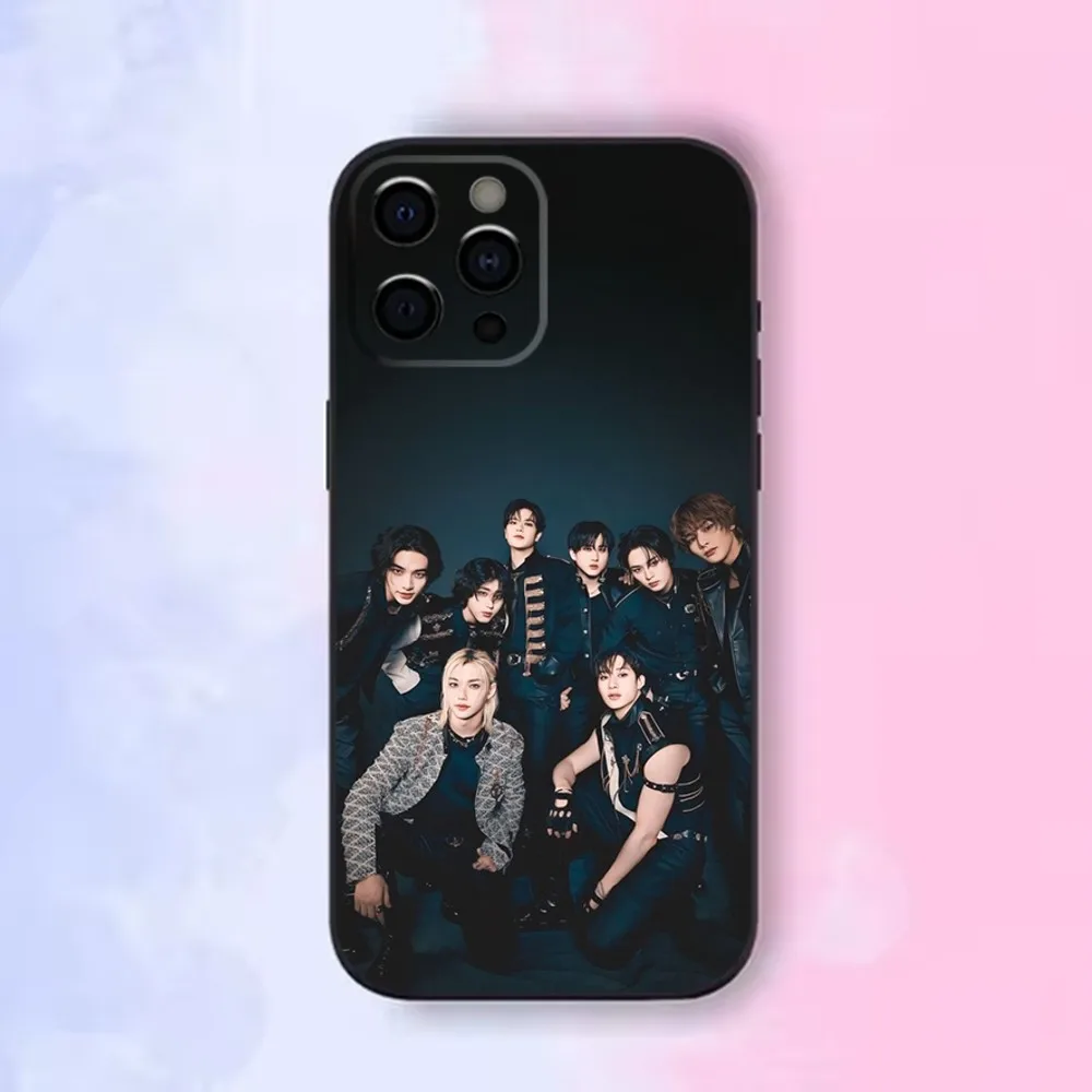 Kpop Phone Case For iPhone16,15,14,13,12 Mini 11 Pro XR,X,XS,MAX 7,8 Plus S-StrayS_K-Kids Silicone Cover Soft Black