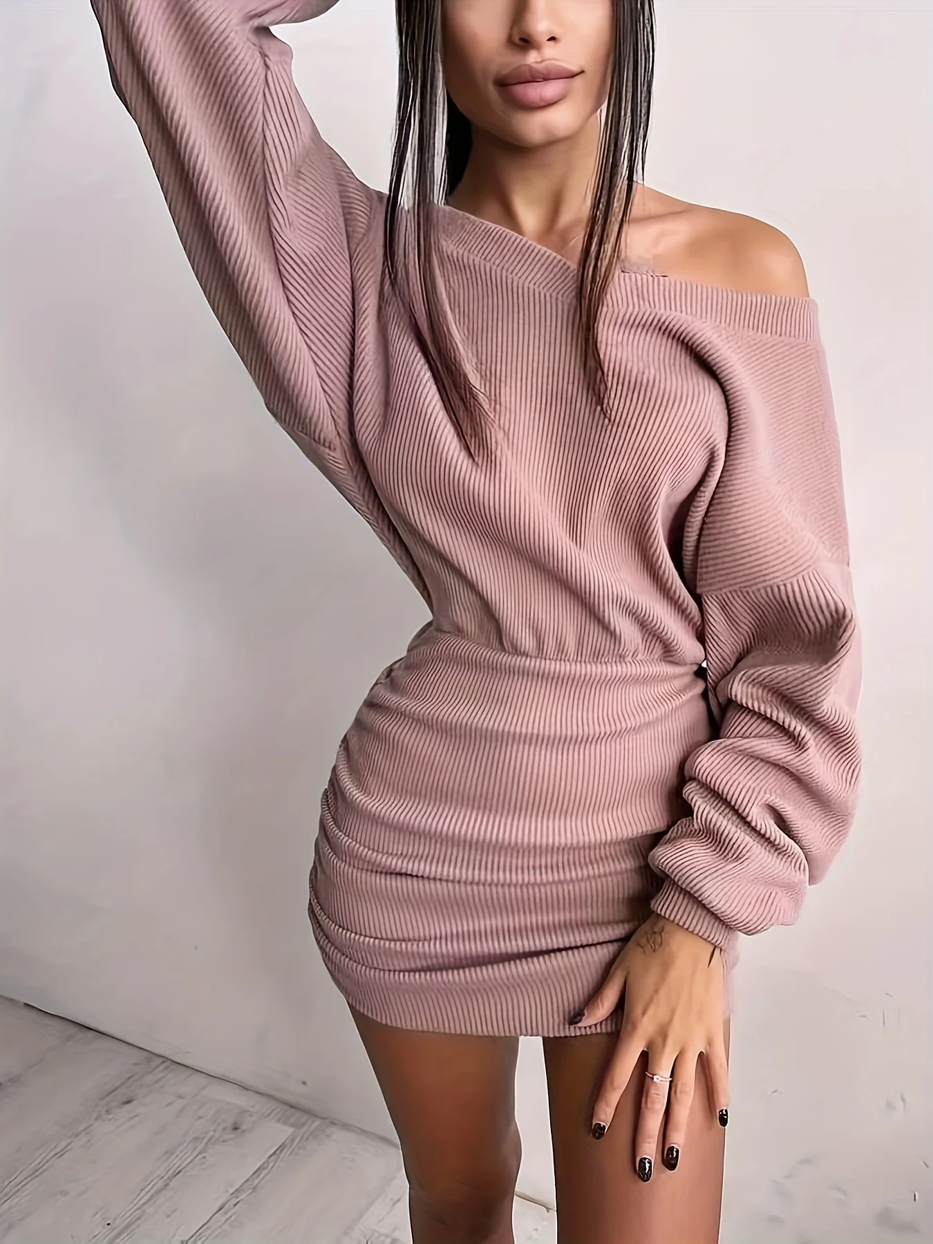 Abito aderente arricciato, Mini abito Sexy con scollo a V e maniche lunghe, abbigliamento donna