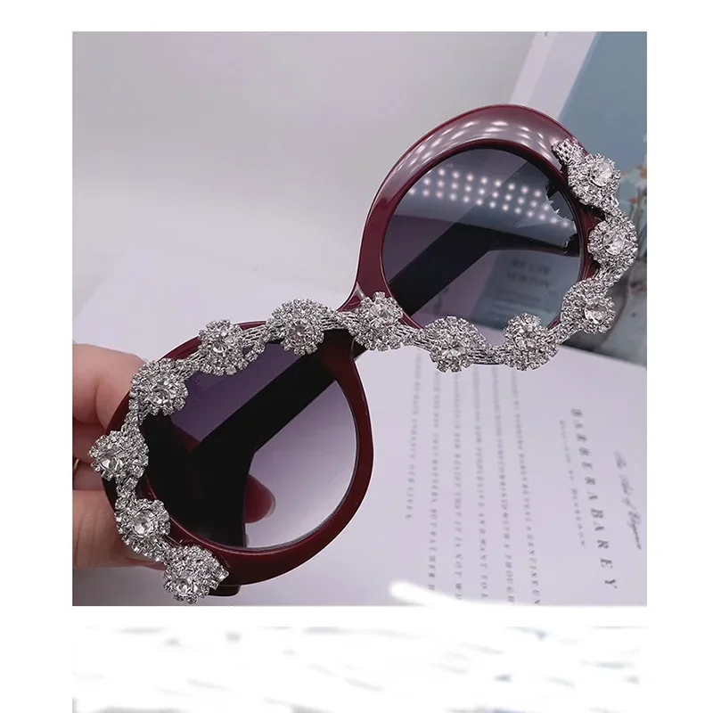 Barokowe owalne okulary przeciwsłoneczne kobiety kryształy seksowne dziewczyny okulary przeciwsłoneczne Rhinestone Girls odcienie na imprezę Halloween Xmas Oculos De Sol