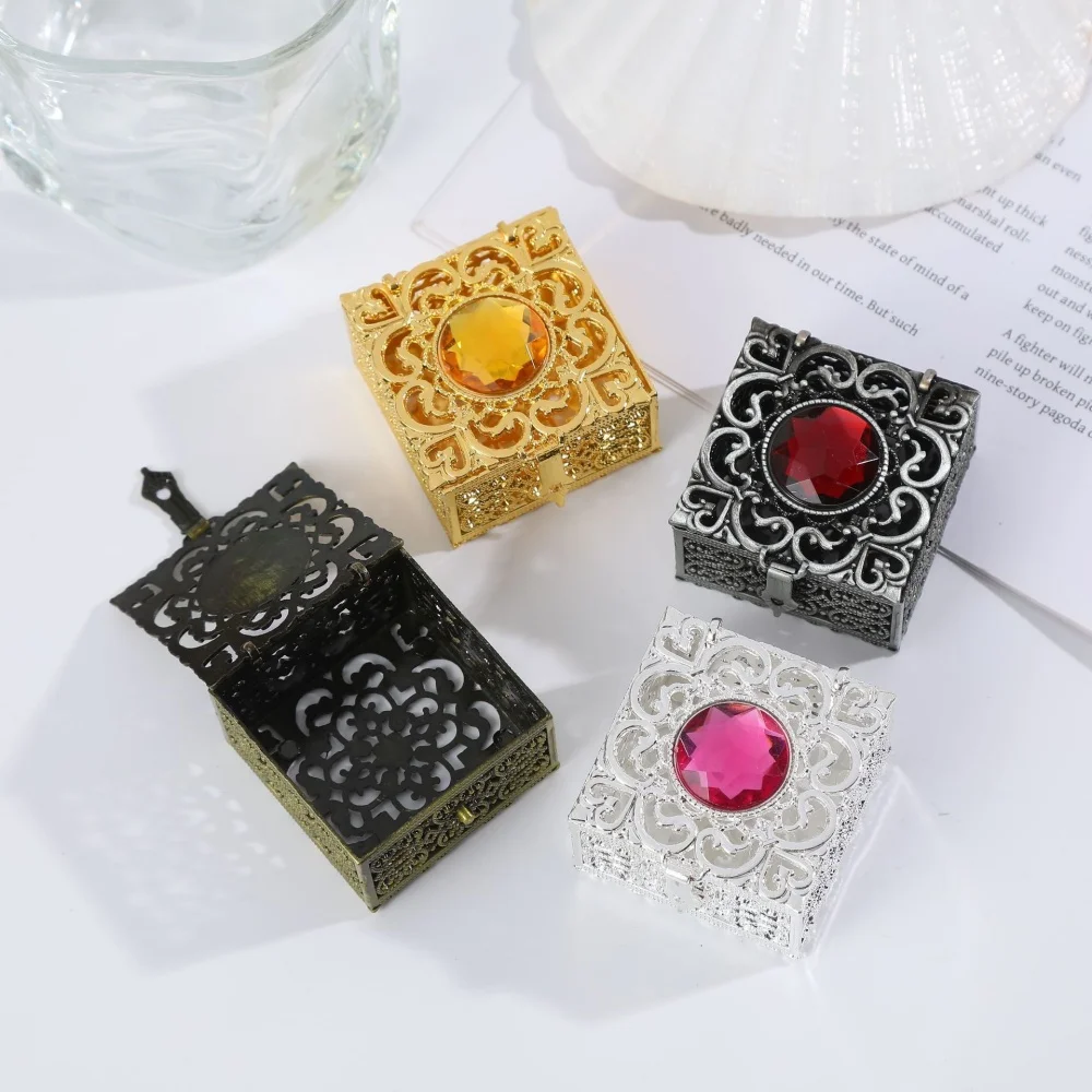 

European Rosary Bead Box Jewelry Storage Box Metal Hollow Flower Pattern Necklace Earring Treasure Organizer Case Jewelry Gift