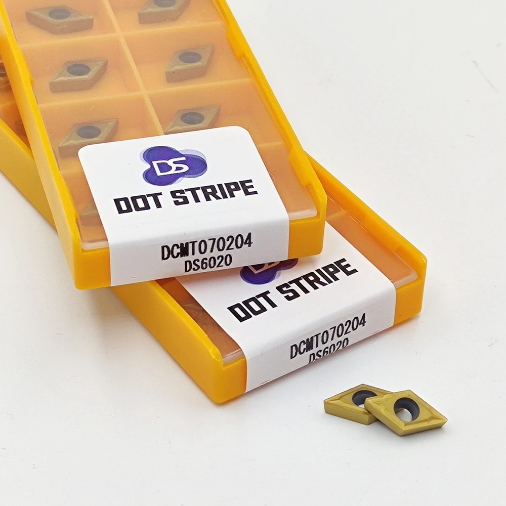 Originale di alta qualità DCMT070204 inserto in metallo duro lama in lega dura utensile per tornitura cilindrica CNC DCMT 070204 VP15TF US735 UE6020