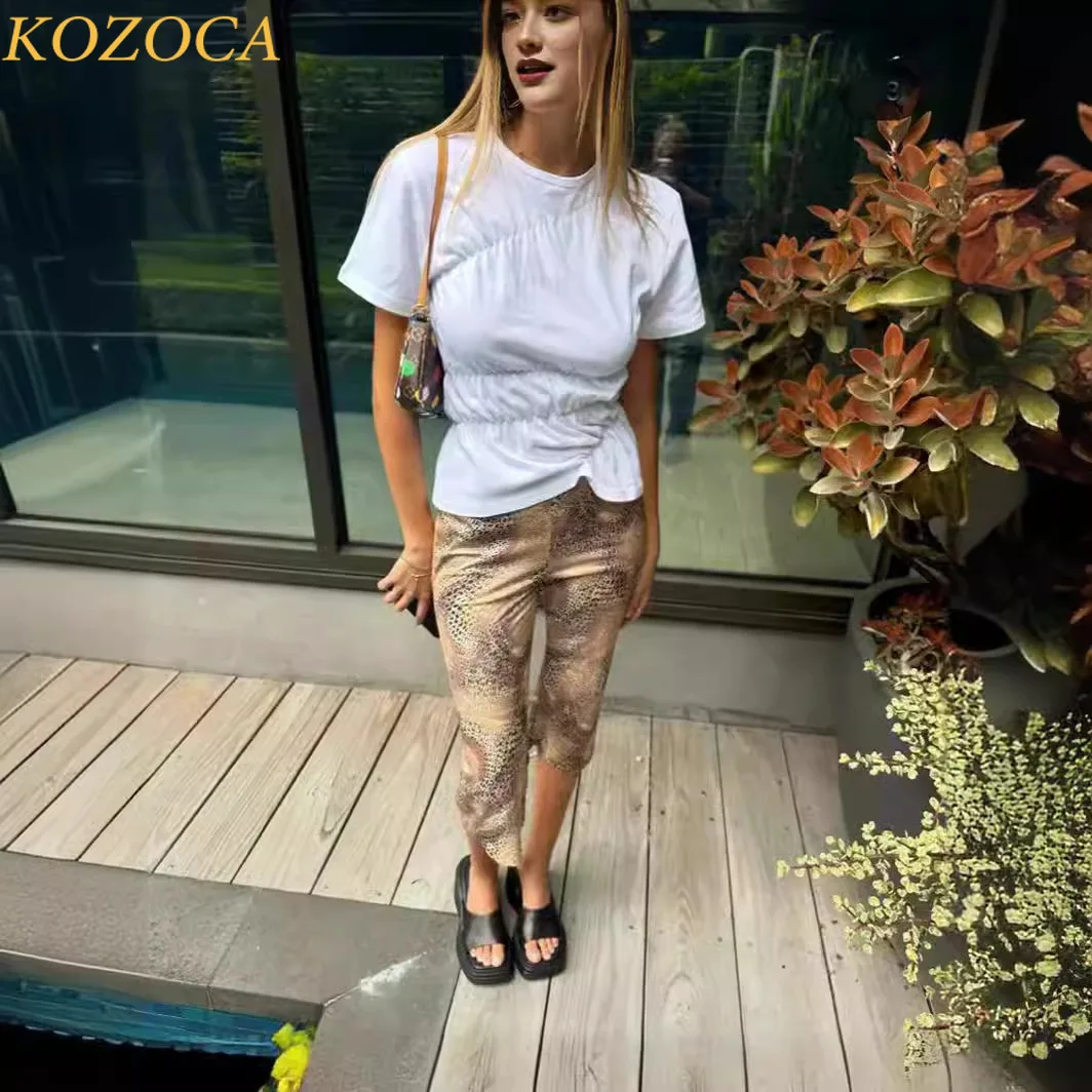 Kozoca Summer Unique Women‘s T-shirt Basic Fashion O-neck Elastic Pleated Tops White Lady Short Sleeve Casual Shirts for Women