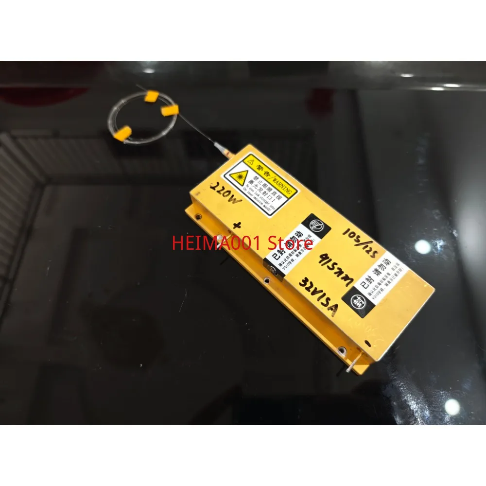 

Raycus Latest Version A Series Laser, 220w Laser with a Wire Diameter of 105/125um, Has Extremely Low Divergence and High Power