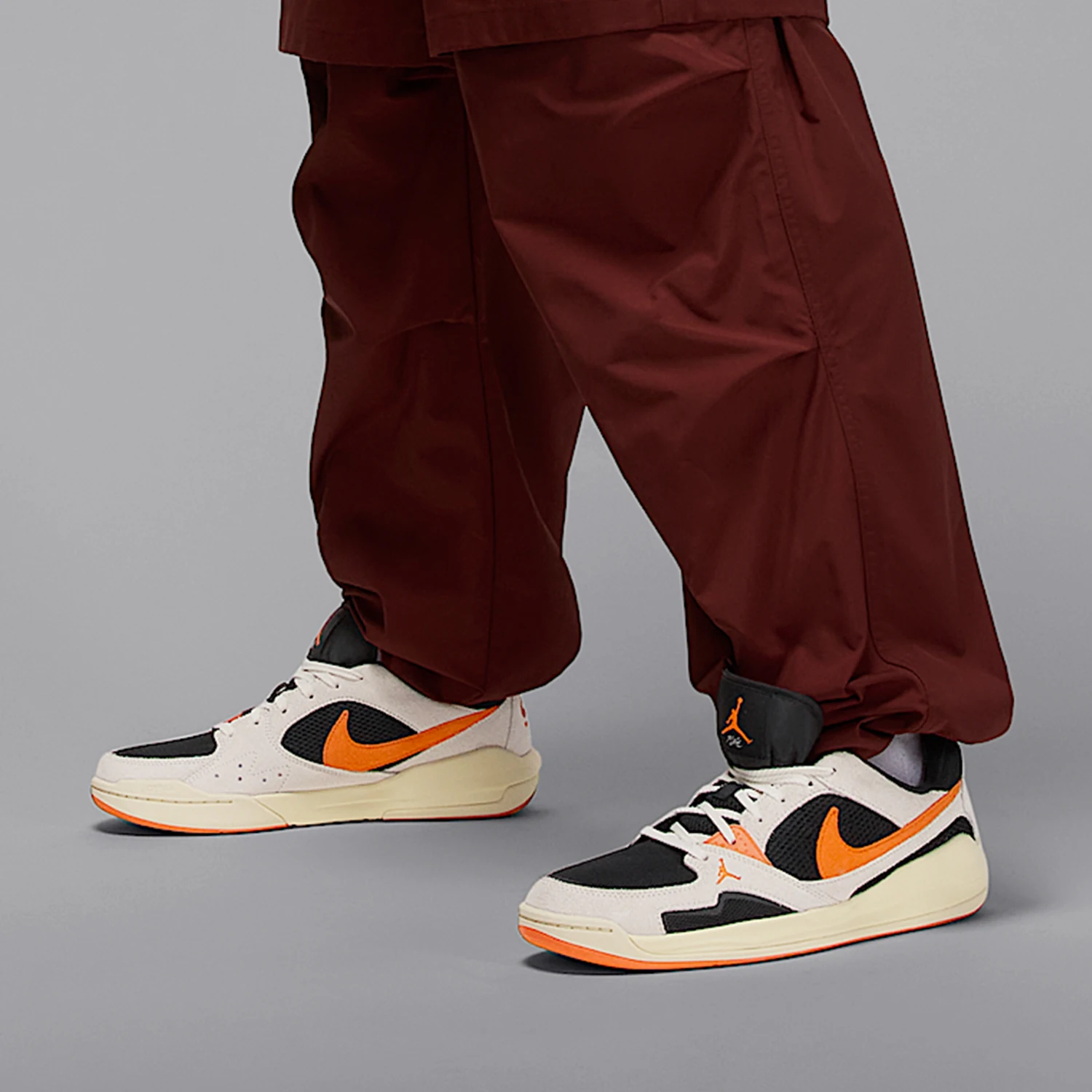 

Nike Genuine JORDAN Men's Daily Breathable Casual Low-Top Sneakers HJ6777-018