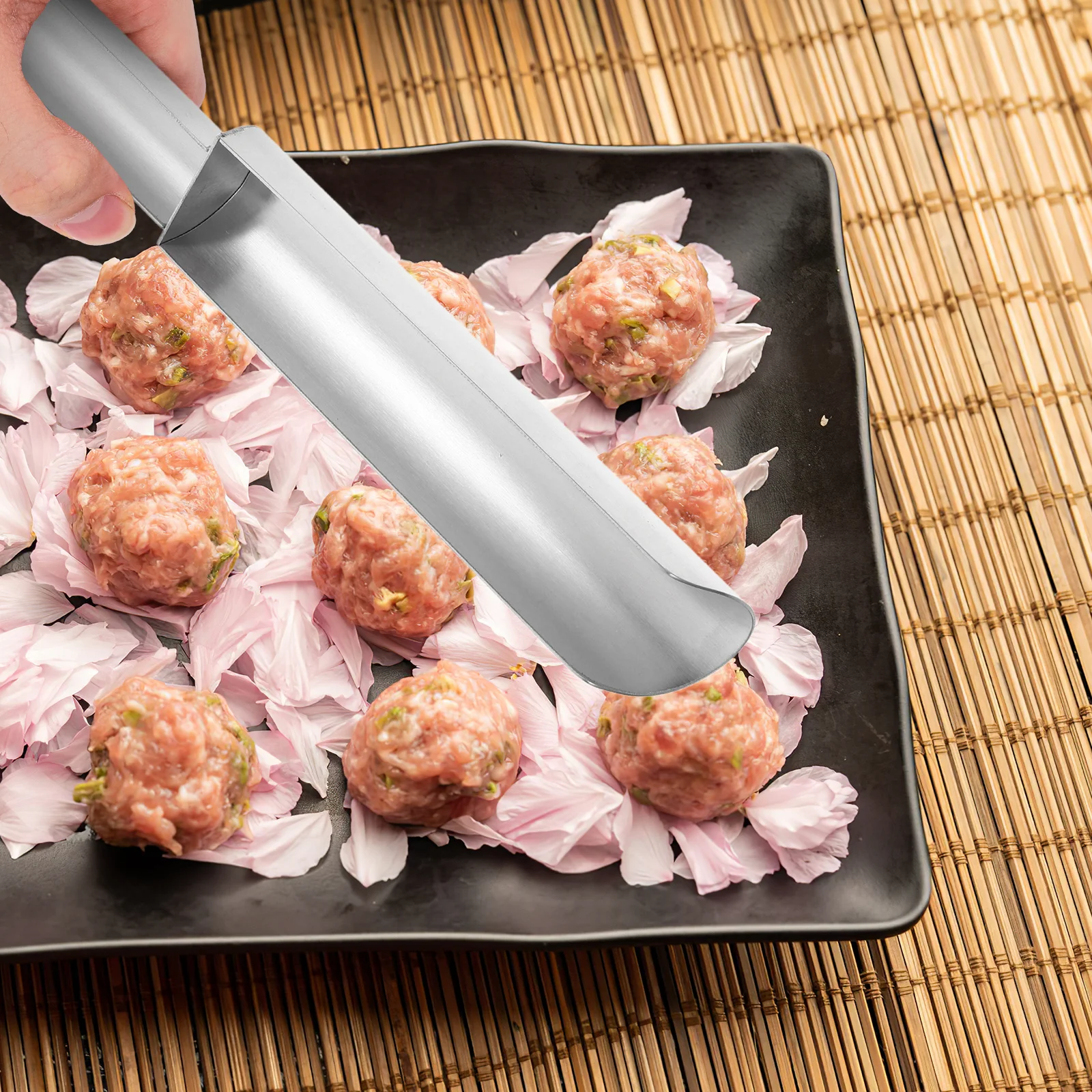 

1 set 1 Set Stainless Steel Meatball Maker Mini Shrimp Ball Mold For Hot Pot Grill Fish Ball Tool Kitchen Utensil Cooking Tool