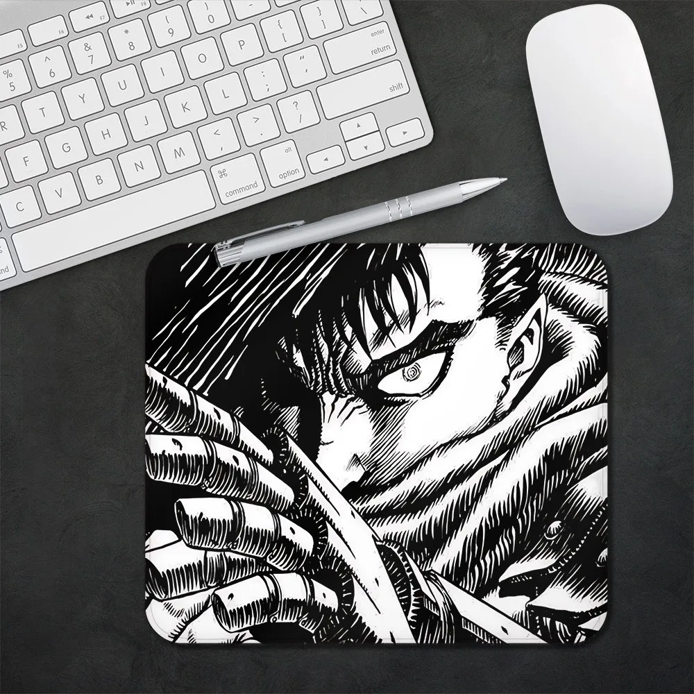 dark BB-Berserks manga HD Printing Computer Gamers Locking Edge Non-slip Mouse Pad 25x30CM