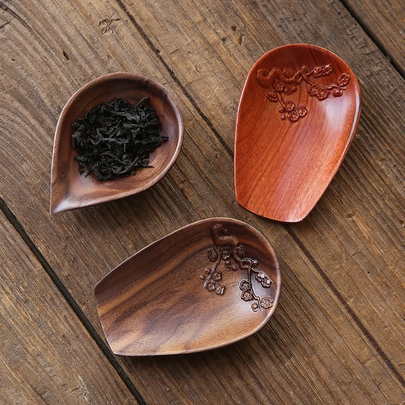 Walnut Tea Spoon Two-Piece Set Solid Wood Embossed Plum Blossom Tea Needle Dial Tea Spoon Reward Tea Ceremony Kung Fu Tea Set