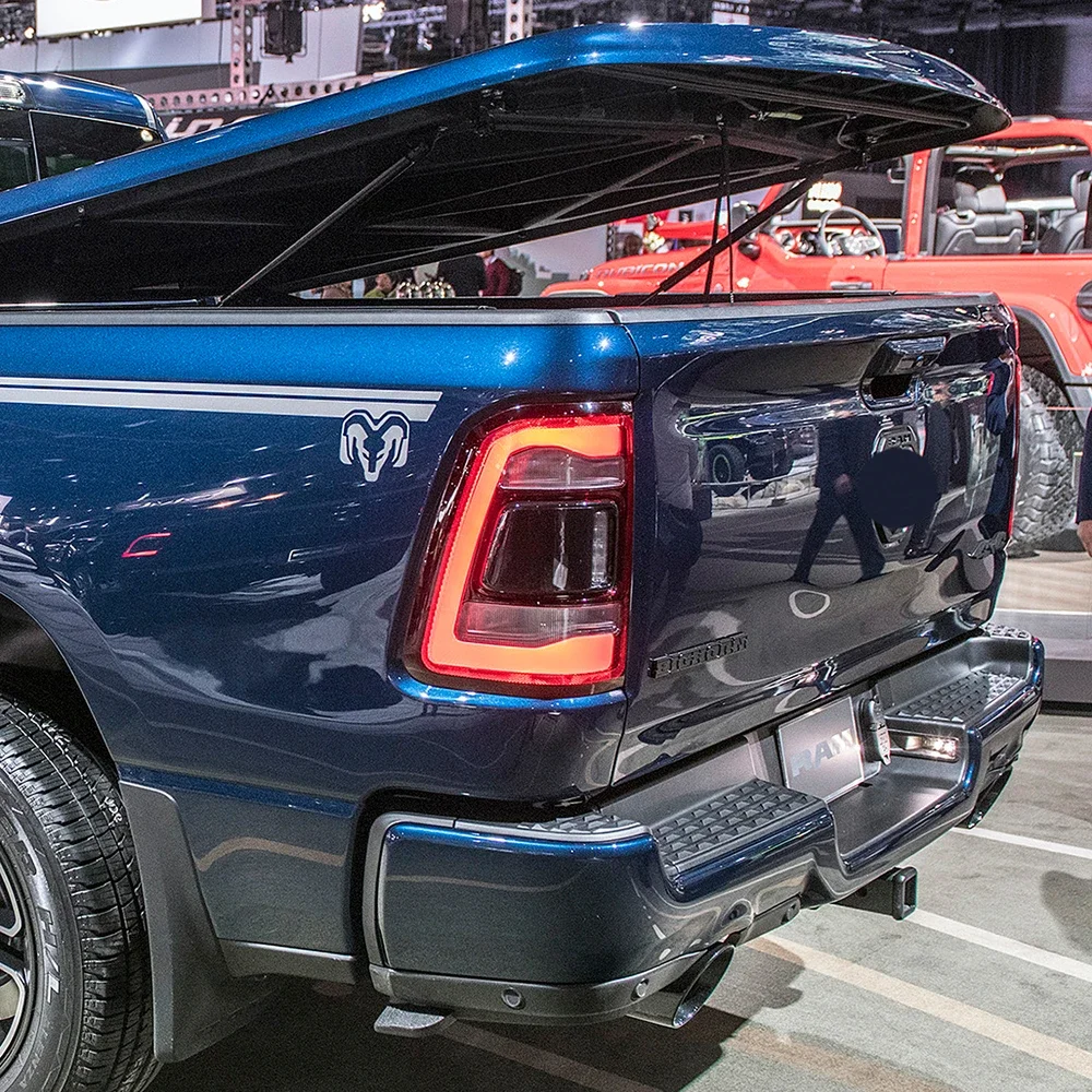 

Автомобильный задний фонарь в сборе для Dodge Ram 1500 2500 2009-2017, обновленный светодиодный задний фонарь, высокая конфигурация, новый дизайн, стильные аксессуары