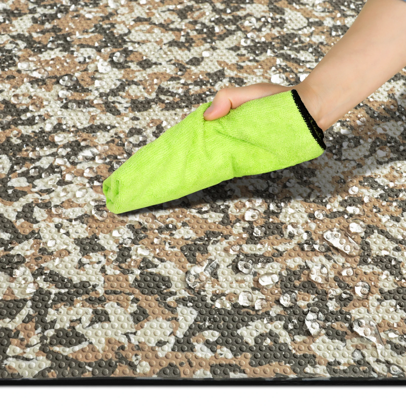 حصيرة مضادة للانزلاق لليخوت EVA مقاس 2400 * 900 مع نمط نقطة دائرية مضغوطة على لوح ركوب الأمواج وبساط القطع الذاتي للقارب