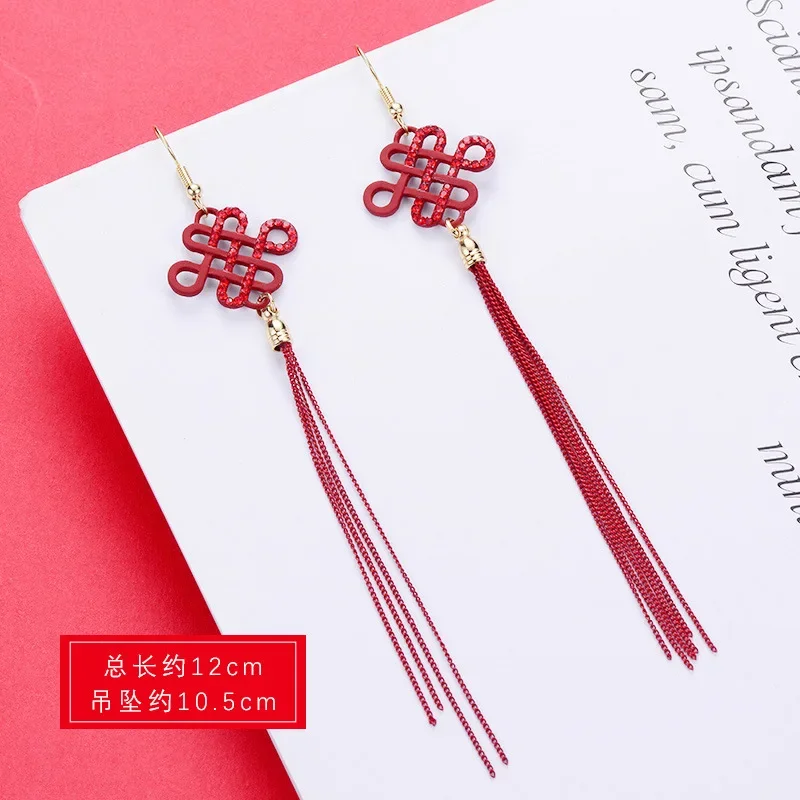 Vintage Traditional Chinese Fashion Earrings for Women Peking Opera Retro Ethnic Red Tassel Luxury Jewelry Creative Long Earring