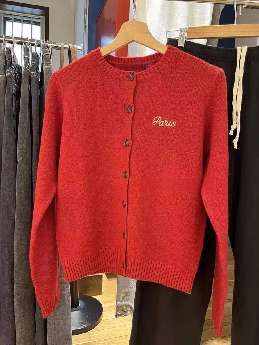 Cardigan lavorato a maglia con ricamo a lettera Donna Nuovo maglione monopetto con scollo a O Capispalla Streetwear Moda maglione rosso a maniche lunghe Y2k