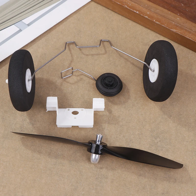 Modèle d'avion RC 5x4.5 QIDI560, support de moteur d'hélice, train d'atterrissage, pièce de rechange, accessoires d'avion