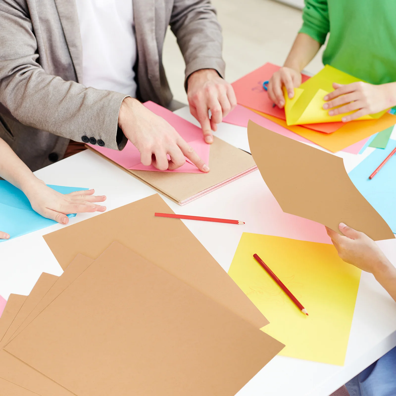 100Pcs Kraft Paper Cardstock 150gsm A4 Brown for Crafts DIY Scrapbooking Invitations Thick Handmade Projects