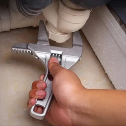 Mini ayarlanabilir banyo ayarlanabilir anahtar güçlü sıkma büyük Open End çok fonksiyonlu alüminyum anahtarı banyo onarım aracı