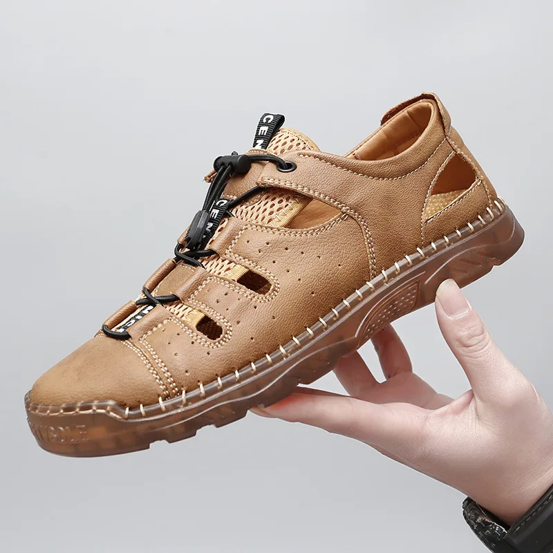 

Luxury Men Sandals Leather Upper Hollow Breathable Flat Slippers Summer City Walk Beach Vacation Casual Sandals Sandalias Hombre