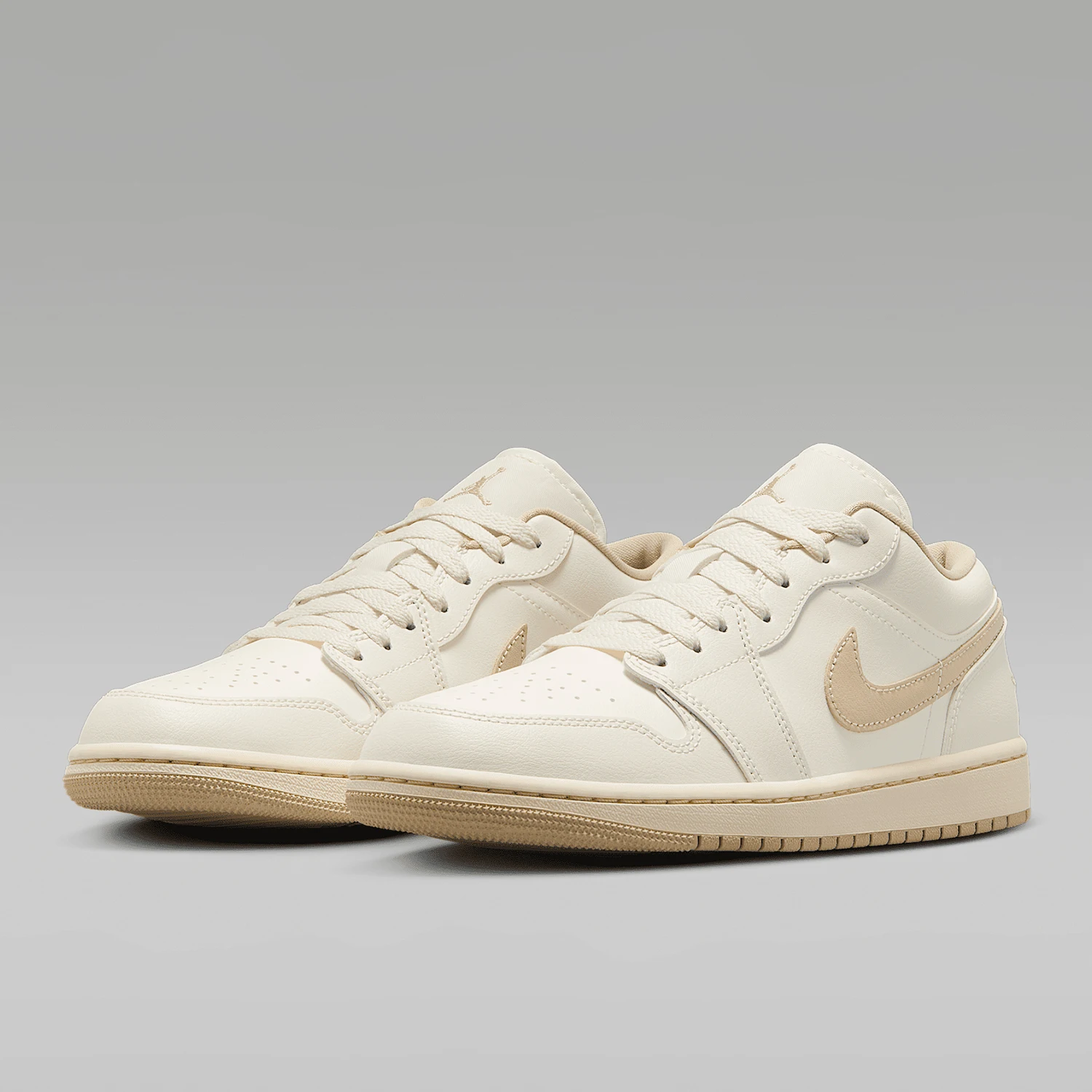 

Женские классические легкие баскетбольные кроссовки Nike Authentic JORDAN с мягкой подкладкой DC0774-112