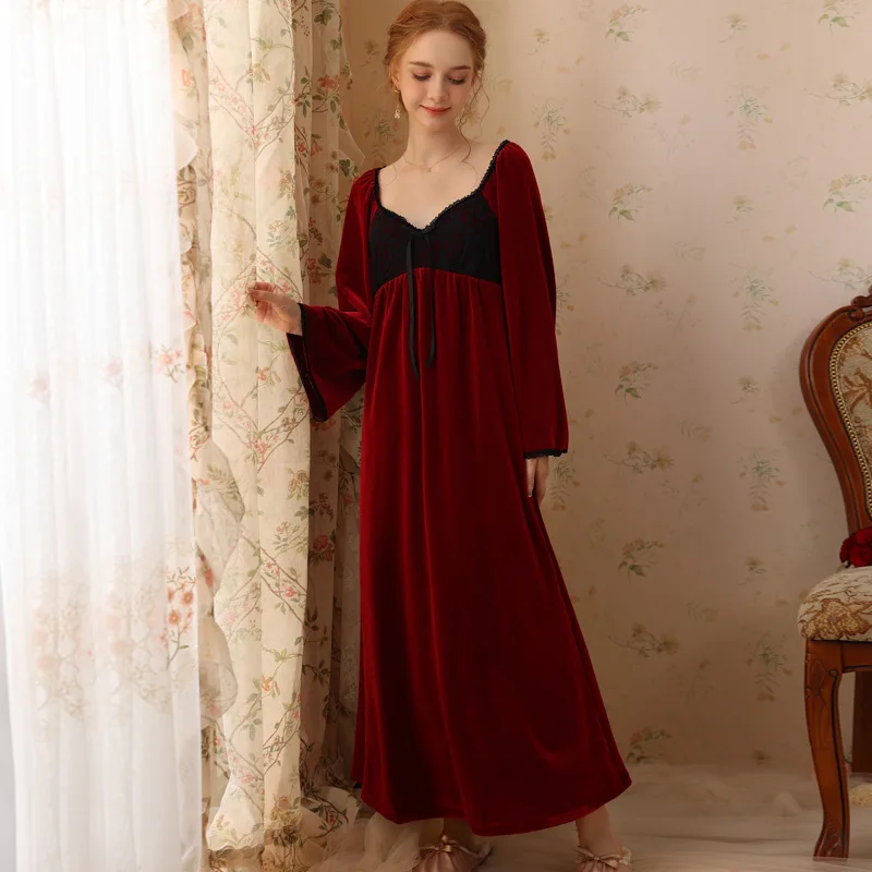 Retro Sexy Square Neck Nightgown Winter Velvet French Court Style Princess Sleepwear Sweet Long Sleeve Warm Nightwear Nightdress