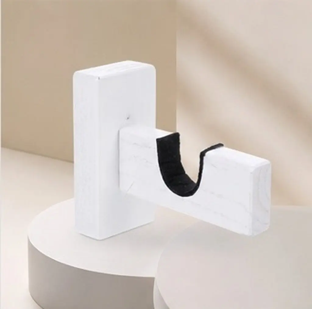 1Pair Baseball Bat Hanger Wall-Mounted Household Rack Multi-Function Bat Stand Wooden Holder Home Display Decoration