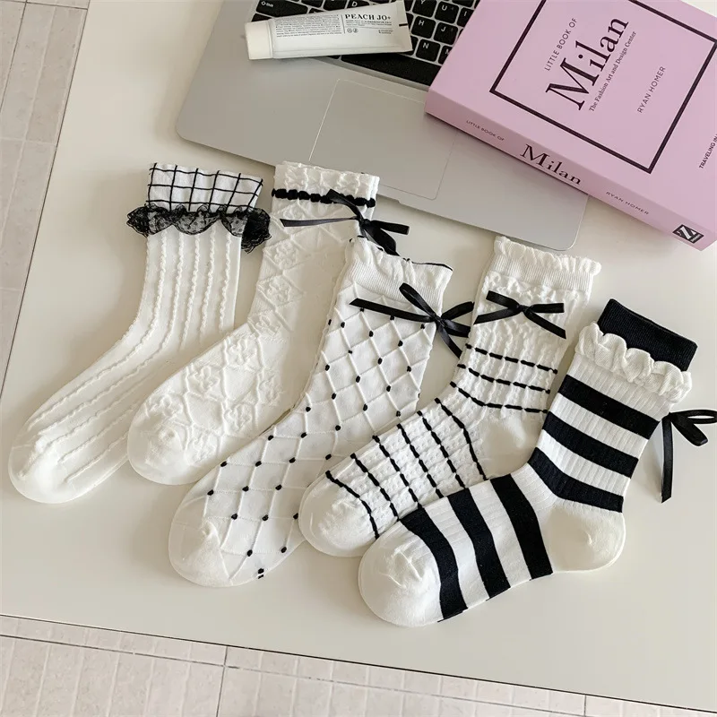 1/5 Paar Frühling-Herbst Elegante Schlichte Spitzen-Schleife Halbhohe Socken Modische Vielseitige Damensocken Gestreifte Bequeme Damensocken