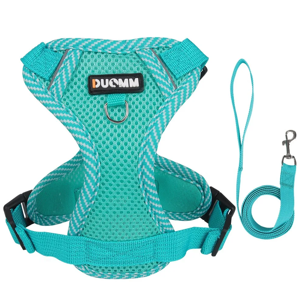 

Adjustable Dog Harness Set Escape Proof Soft Mesh Pet Walking Vest Breathable with Traction Rope Jacket Harness Cat Walking